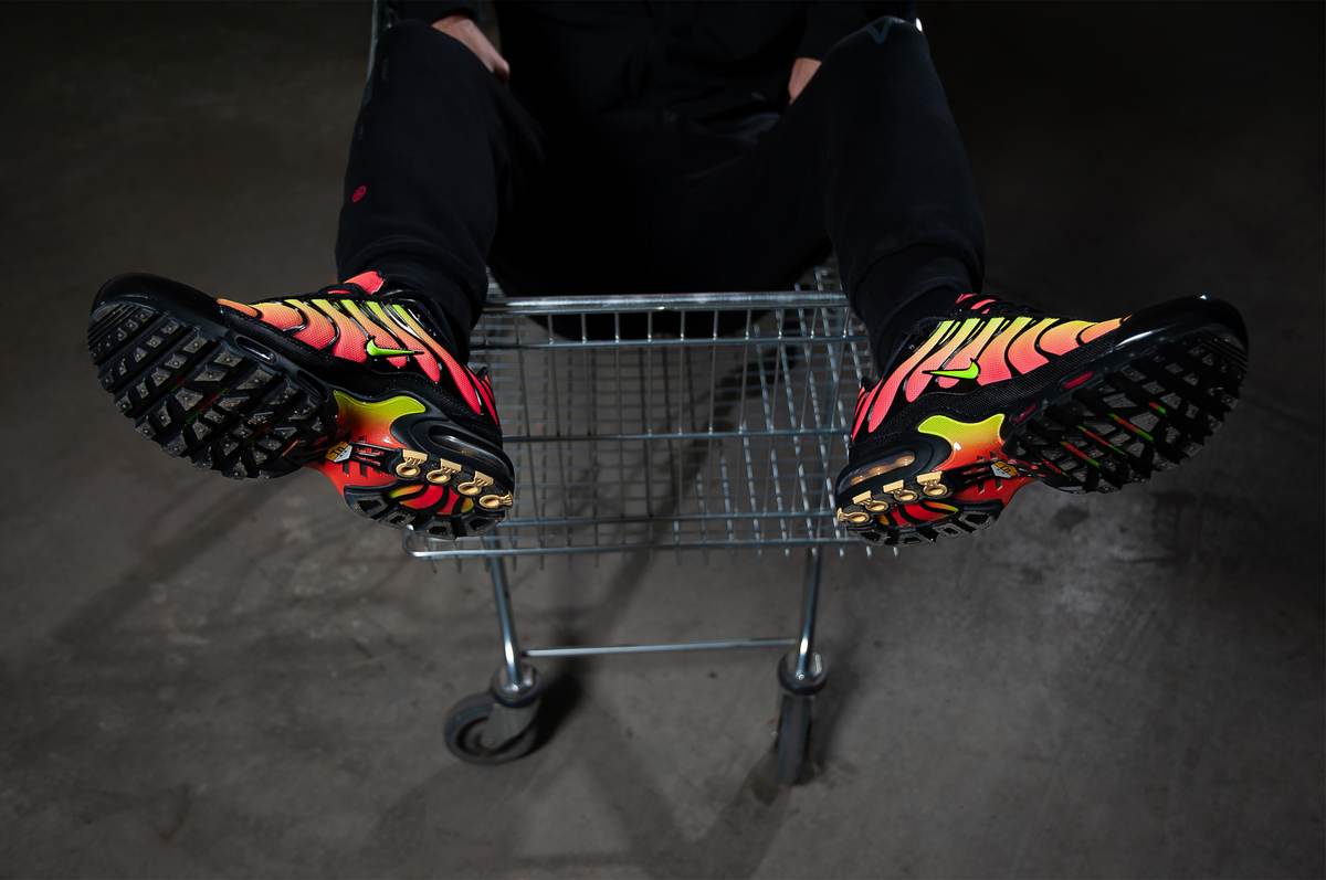 Product Advertising — Image 2